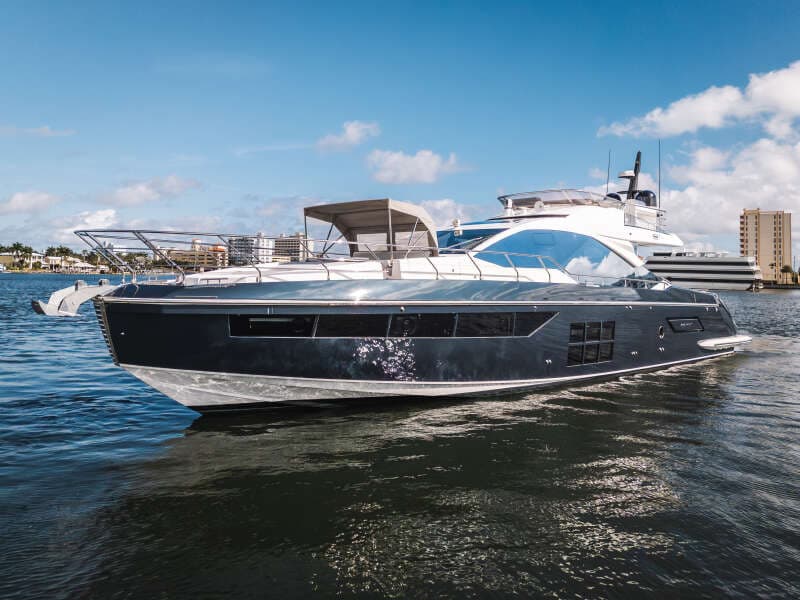 2022 Azimut S7