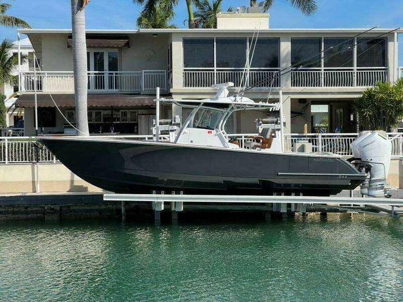 Valhalla 33 JUST ONE MORE - Exterior 