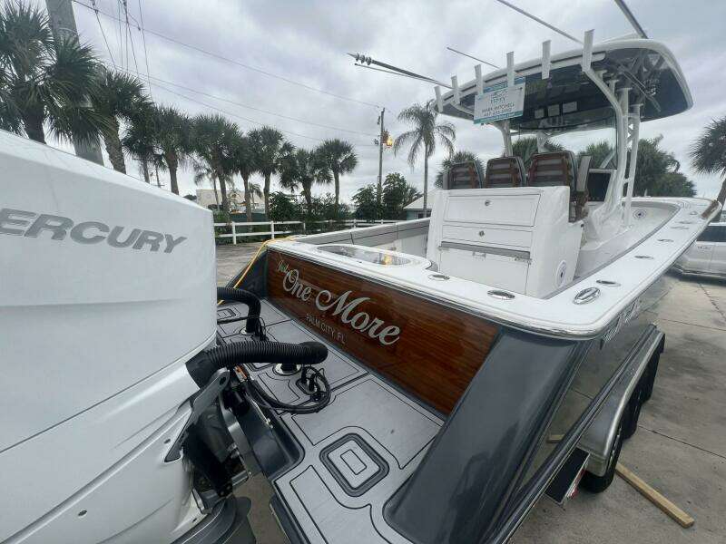 Valhalla 33 JUST ONE MORE - Exterior 