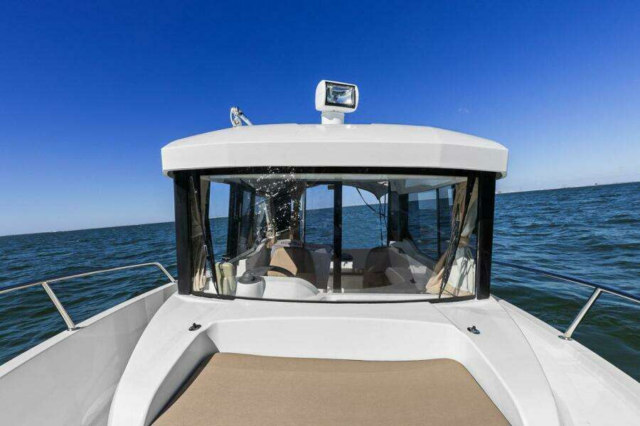 2017 Jeanneau Merry Fisher 695 Marlin