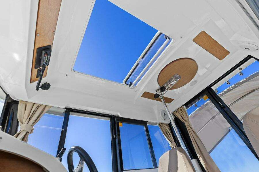 2017 Jeanneau Merry Fisher 695 Marlin