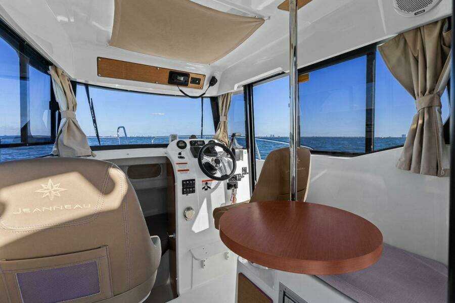 2017 Jeanneau Merry Fisher 695 Marlin