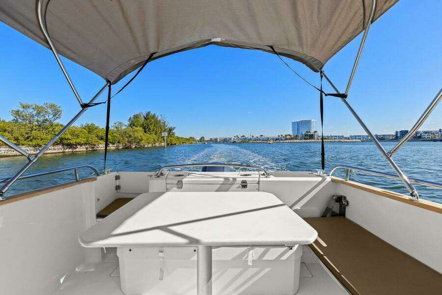 2017 Jeanneau Merry Fisher 695 Marlin