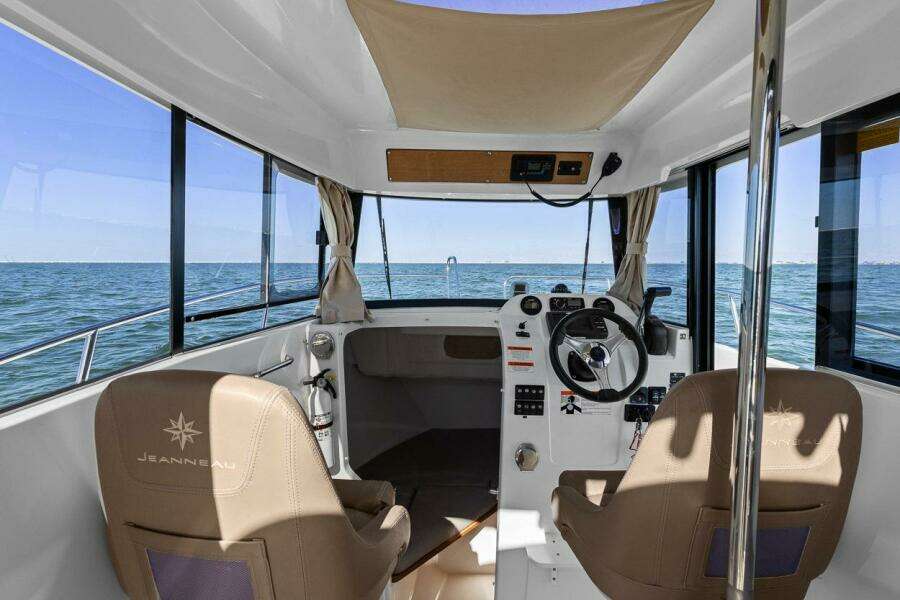 2017 Jeanneau Merry Fisher 695 Marlin