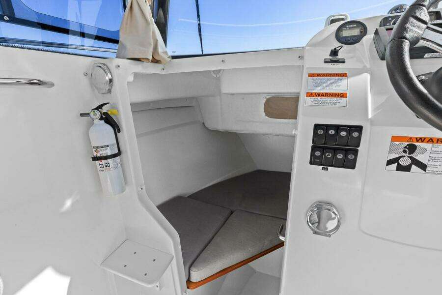 2017 Jeanneau Merry Fisher 695 Marlin