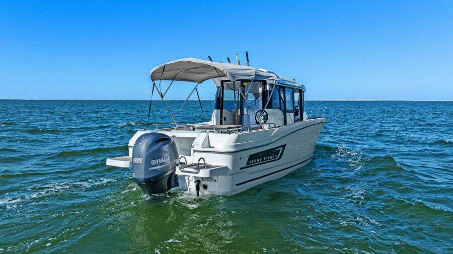 2017 Jeanneau Merry Fisher 695 Marlin