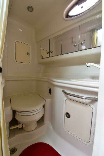 2006 Sea Ray 320 Sundancer