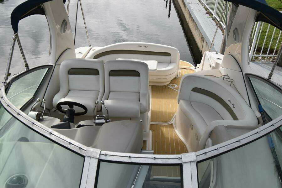 2006 Sea Ray 320 Sundancer