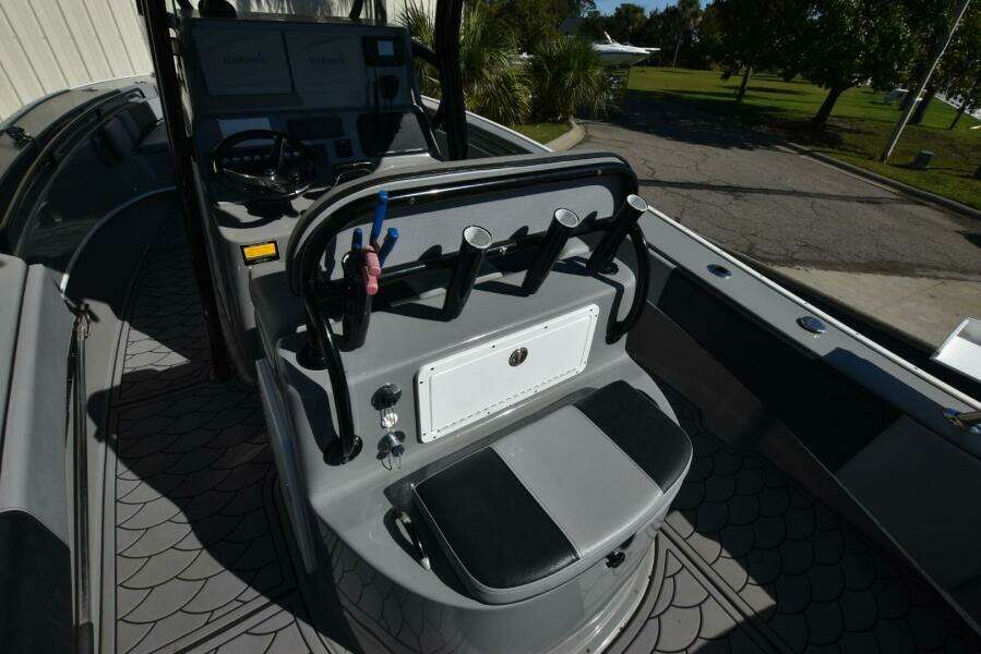 2016 Cape Horn 275 XS