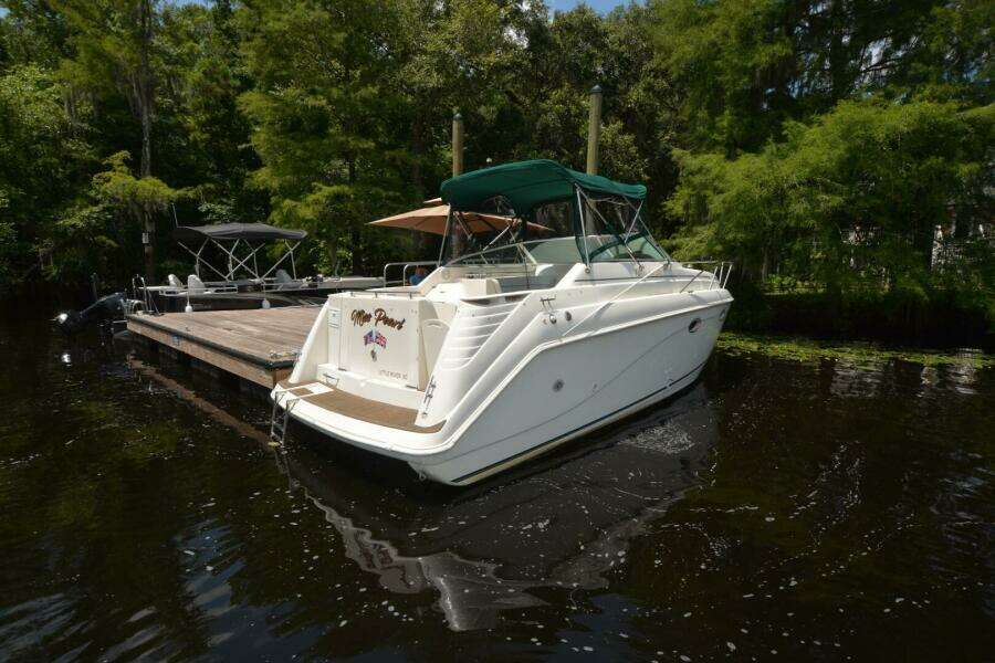 1999 Rinker Fiesta Vee 270