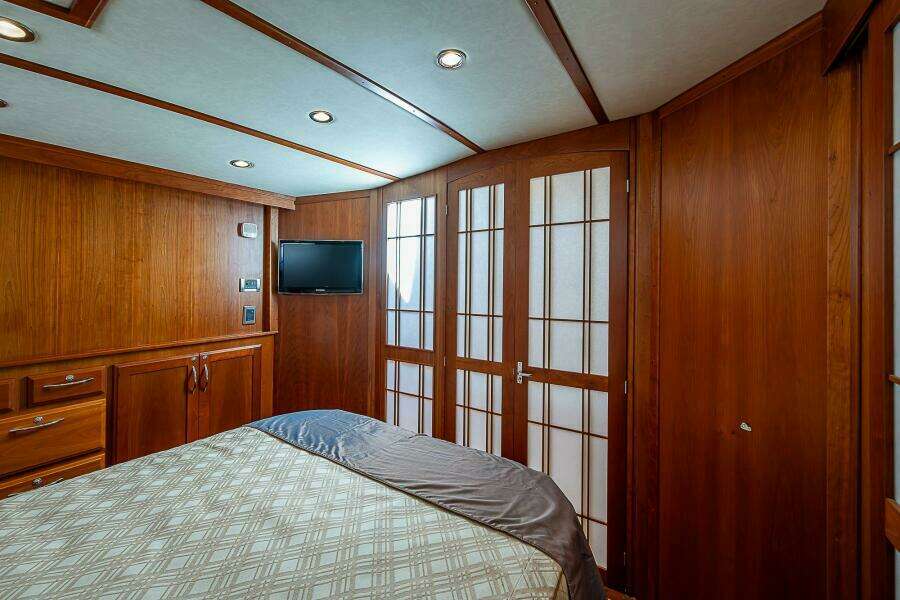 2012 Sabre 48 Salon Express