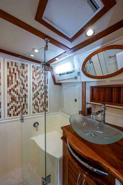 2012 Sabre 48 Salon Express