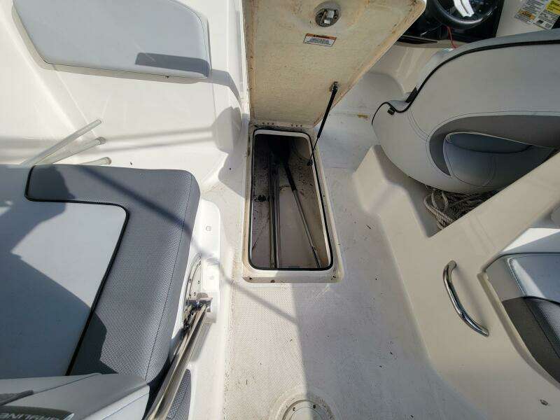 2023 Bayliner VR6 OB