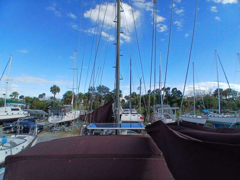 1976 Islander Freeport