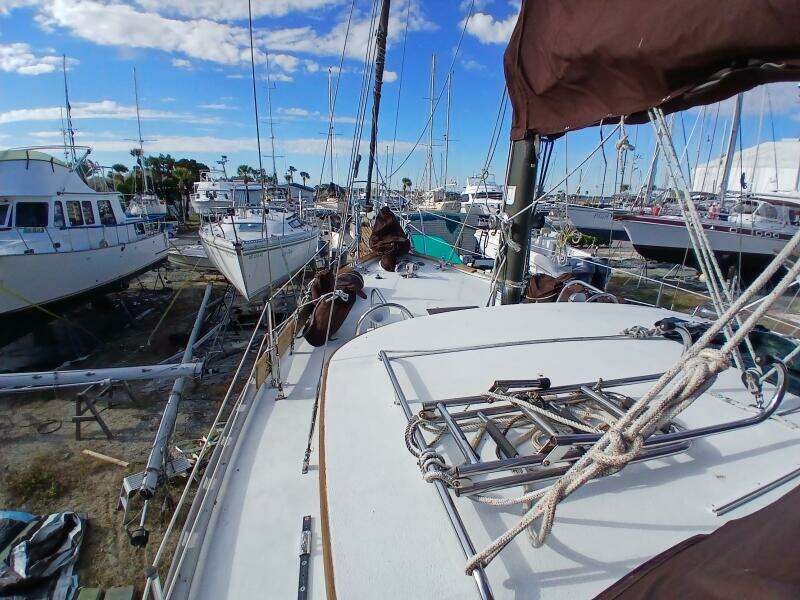 1976 Islander Freeport