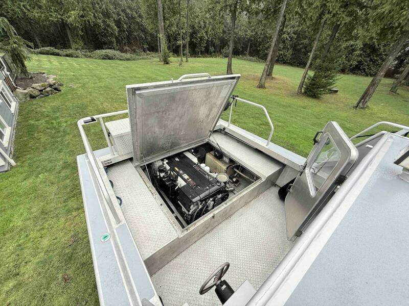 1998 Coastal Craft CC25V22