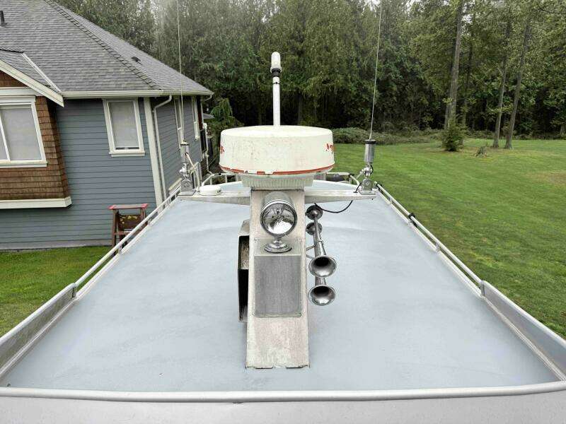 1998 Coastal Craft CC25V22