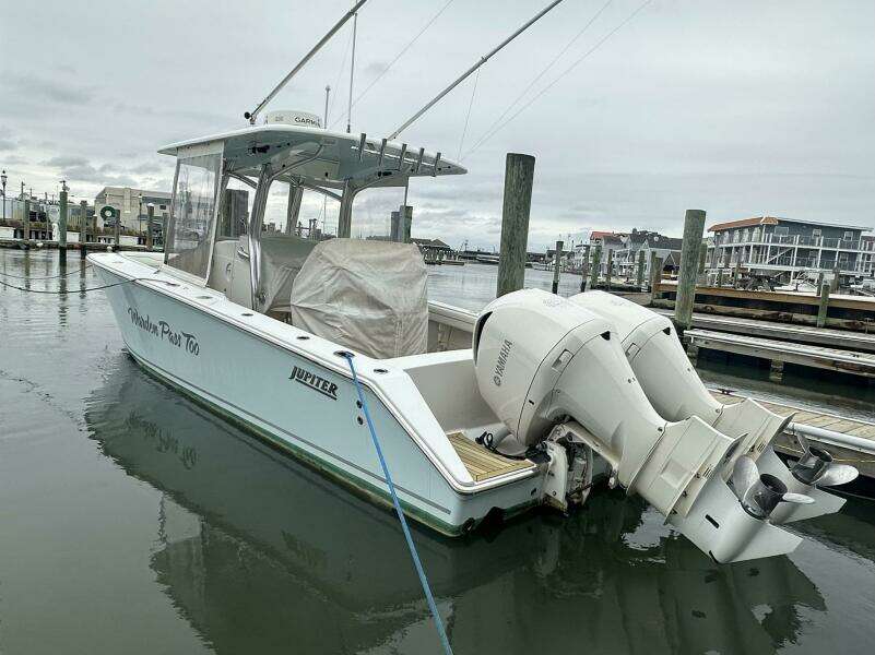 2013 Jupiter Center Console