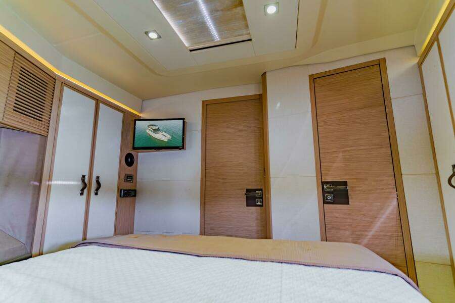 2015 Monte Carlo MC5