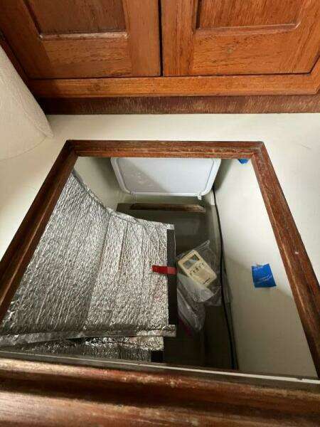 1986 Dickerson Tri-Cabin