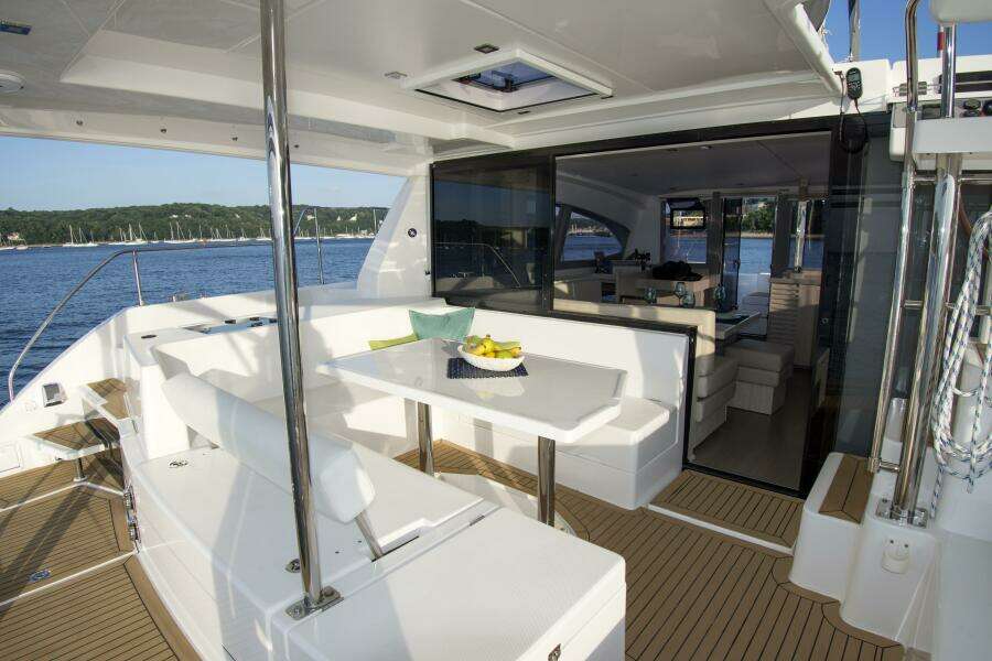 2018 Robertson & Caine Leopard