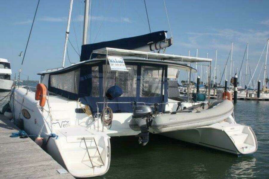 2008 Fountaine Pajot Orana 44