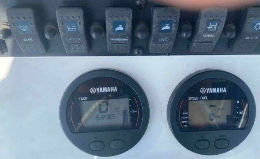 2017 Sea Hunt Ultra 234