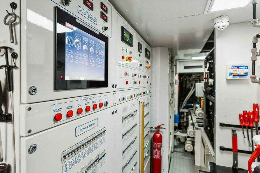 2018 Custom Line CL120