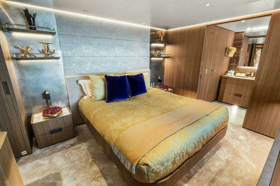 2018 Custom Line CL120