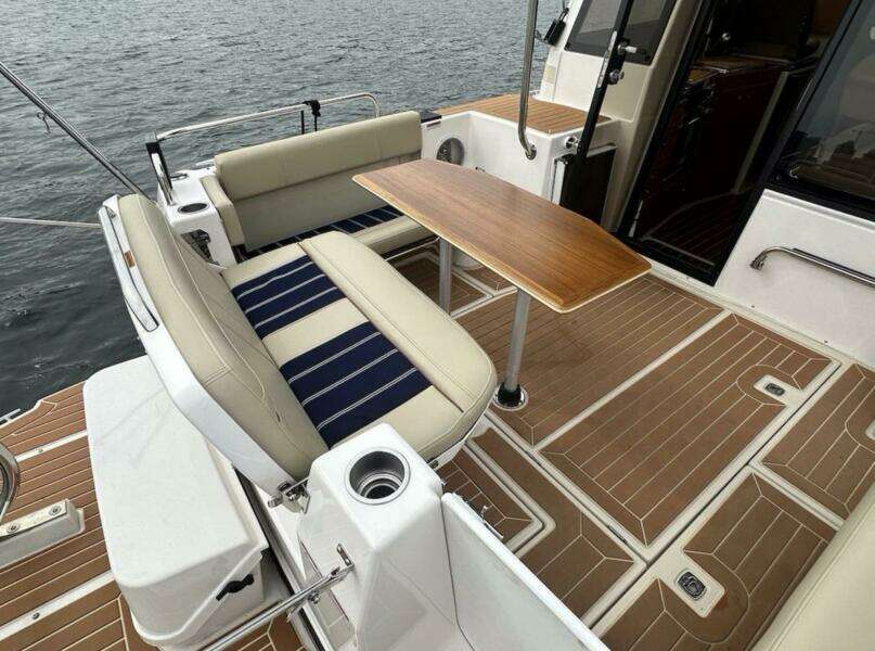 2021 Ranger Tugs R-29 S