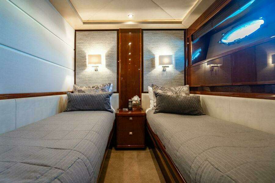 2010 Princess 95 M/Y