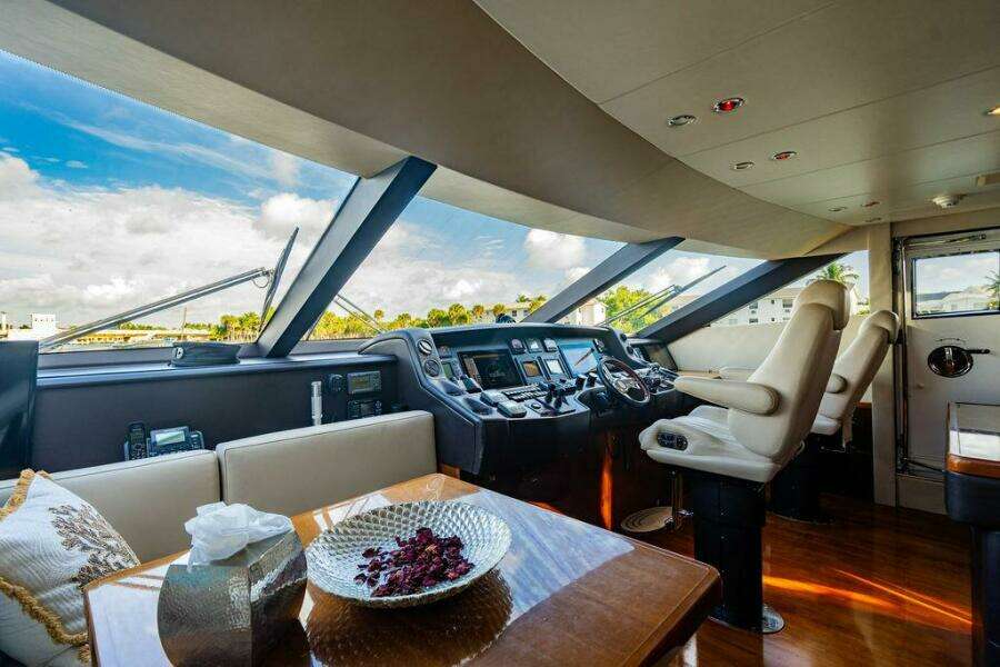 2010 Princess 95 M/Y