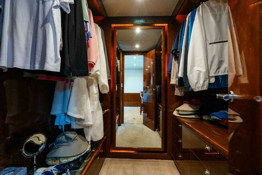 2010 Princess 95 M/Y