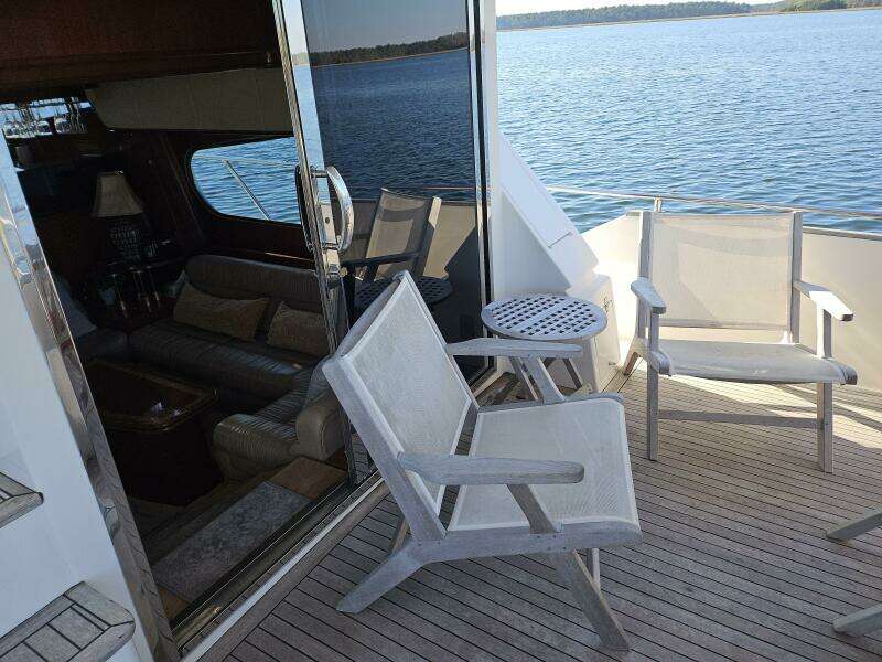 2003 Johnson Flybridge