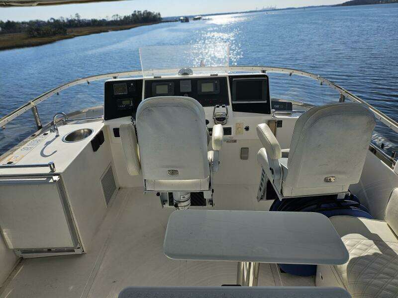 2003 Johnson Flybridge