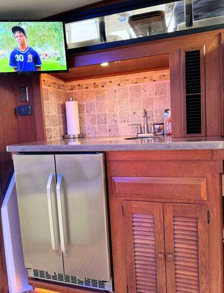 1987 Viking 48 Motor Yacht