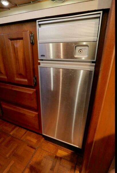 1987 Viking 48 Motor Yacht