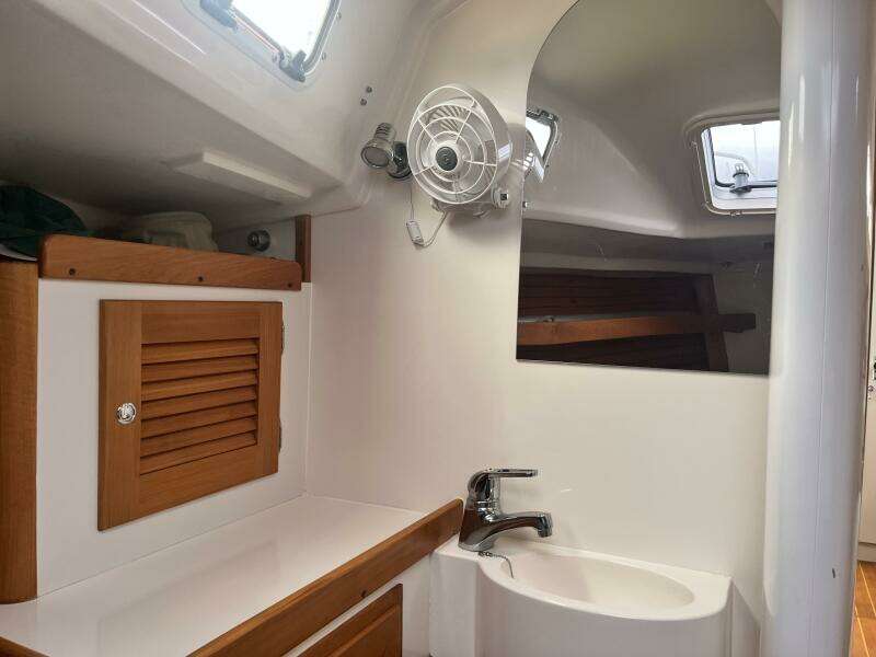 1998 J/32 - Forward Cabin Fan