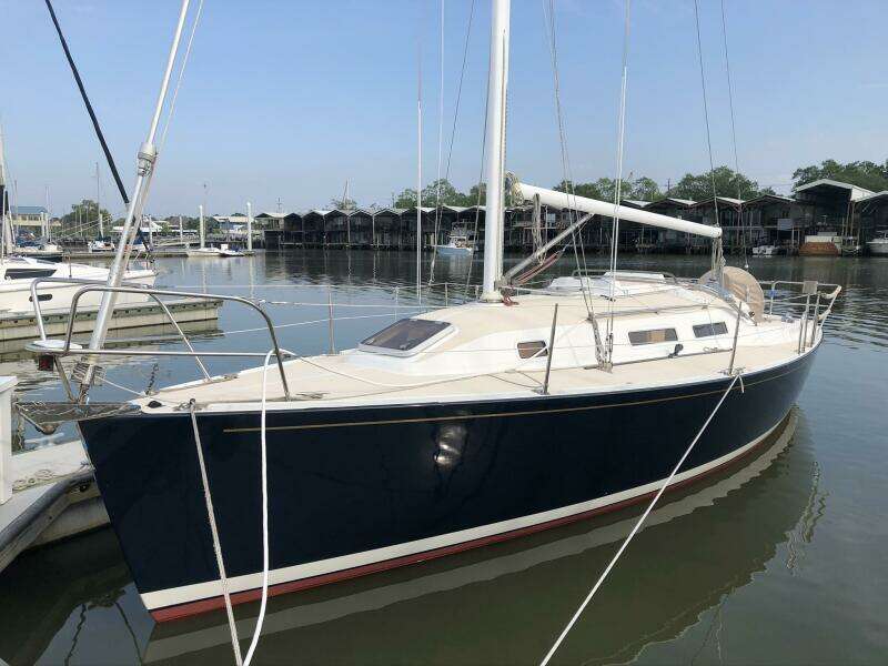 1998 J/32 - Port Side