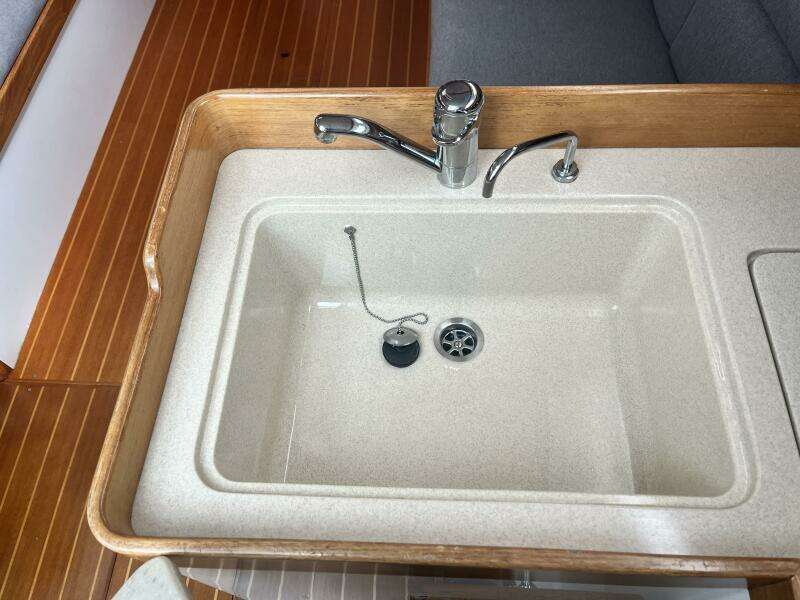 1998 J/32 - Sink