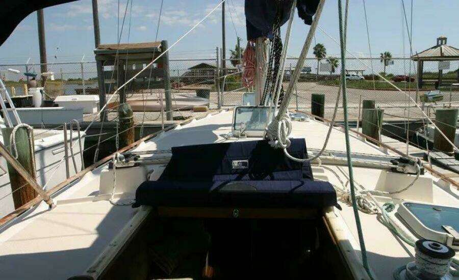 1986 Island Packet 31