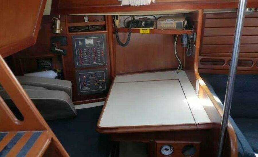 1986 Ericson 35 MKII