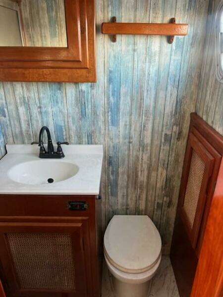 1985 Sunnfjord Trawler 42