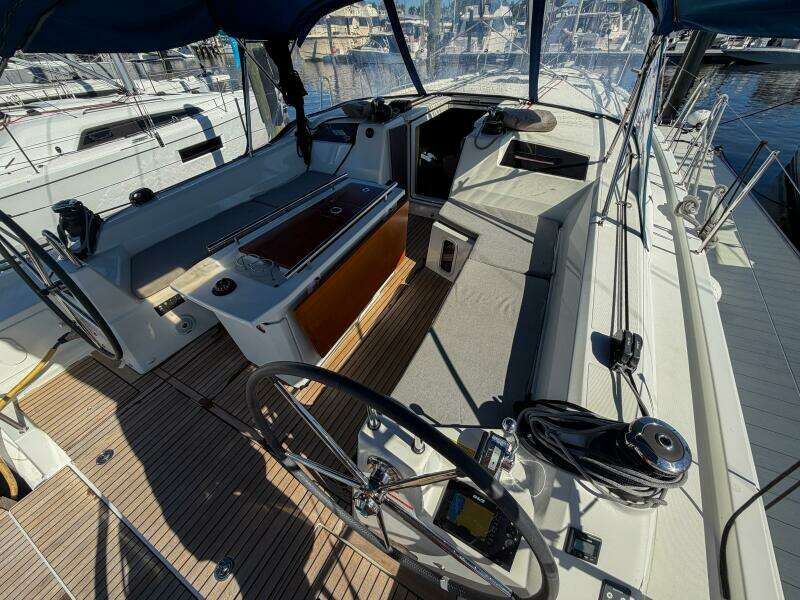 2022 Beneteau 40.1