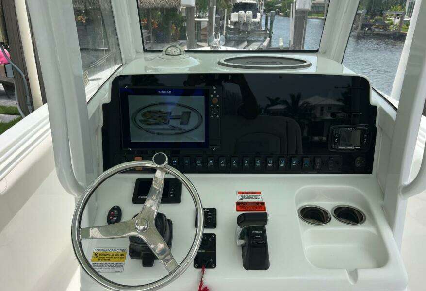 2018 Sea Hunt 255 Ultra SE