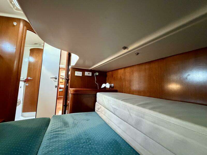 2000 Beneteau Oceanis 461