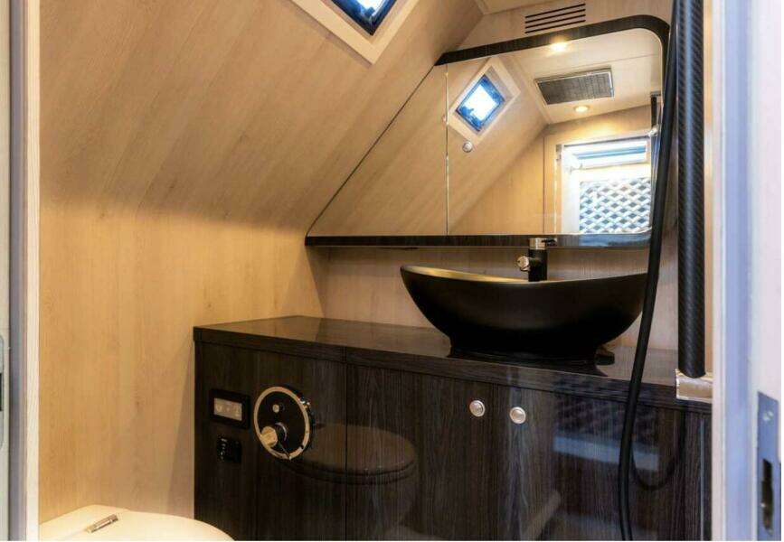 2027 Canados Gladiator 431 Speedster