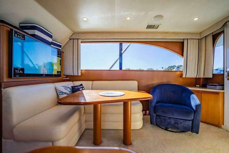 2001 Post 42 Convertible