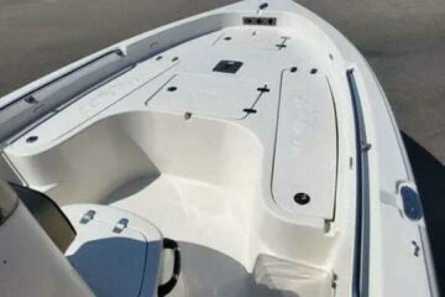 2022 Sea Chaser 21 LX