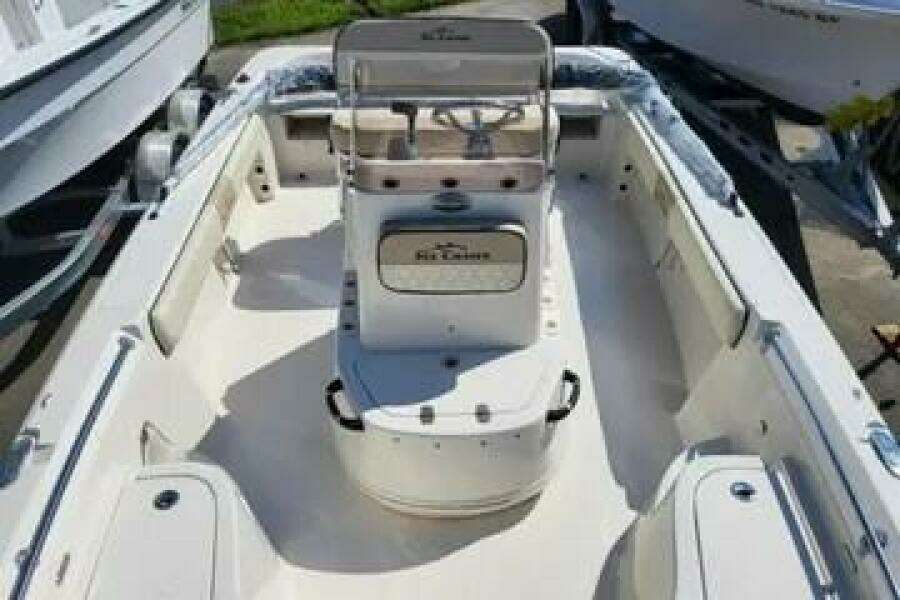 2022 Sea Chaser 21 LX